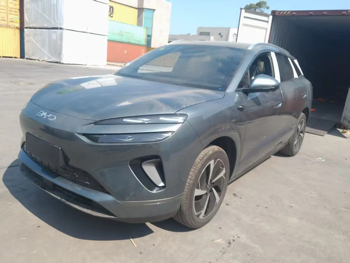 BYD Sealion 06 605 Pilot Plus Edition