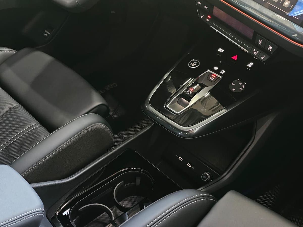 Audi Q4 Creative+ 5