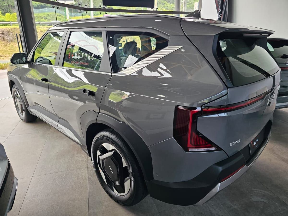 KIA EV5 Land 530 2