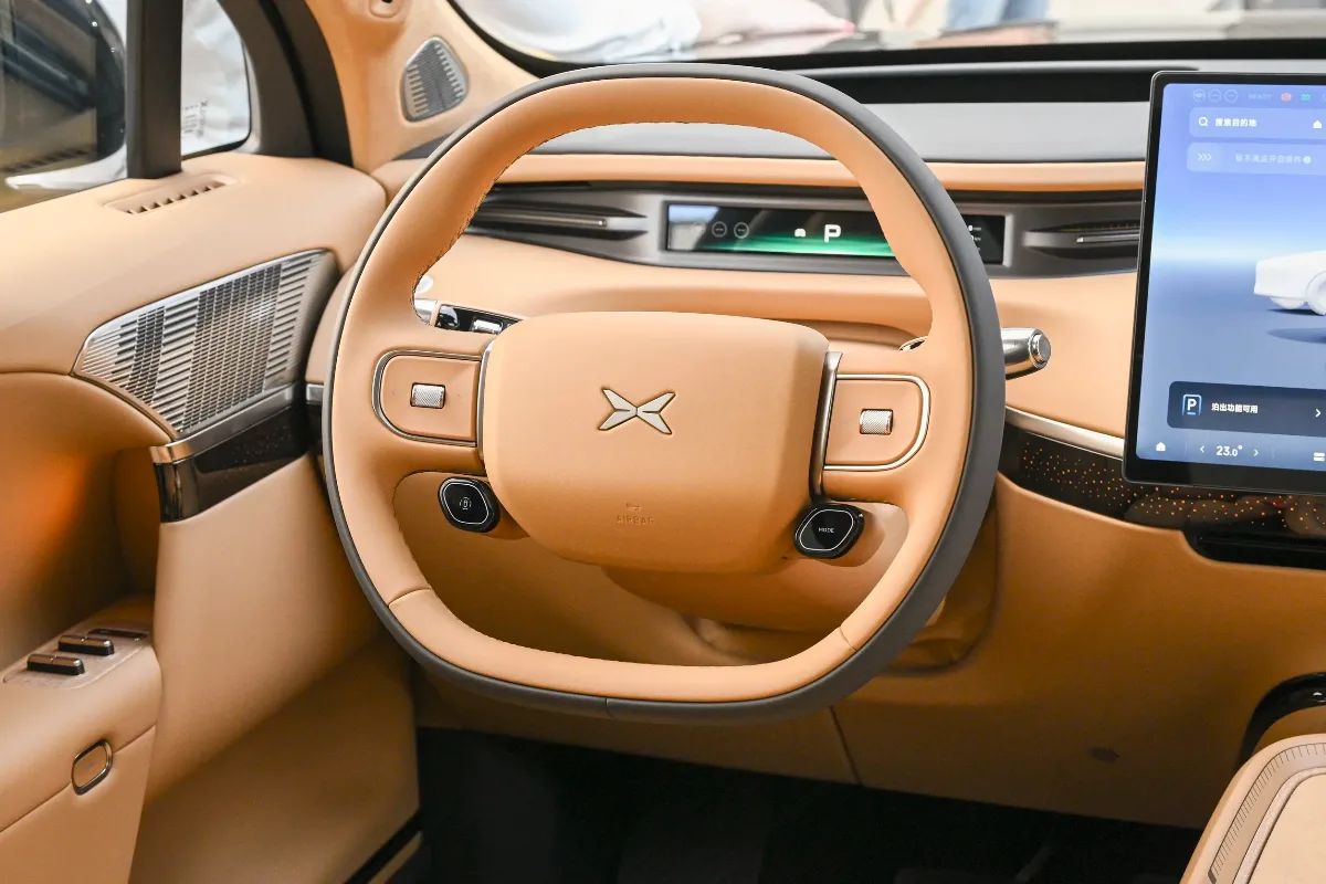 Xpeng GX EV 750KM 4WD Ultra Flagship Version 8
