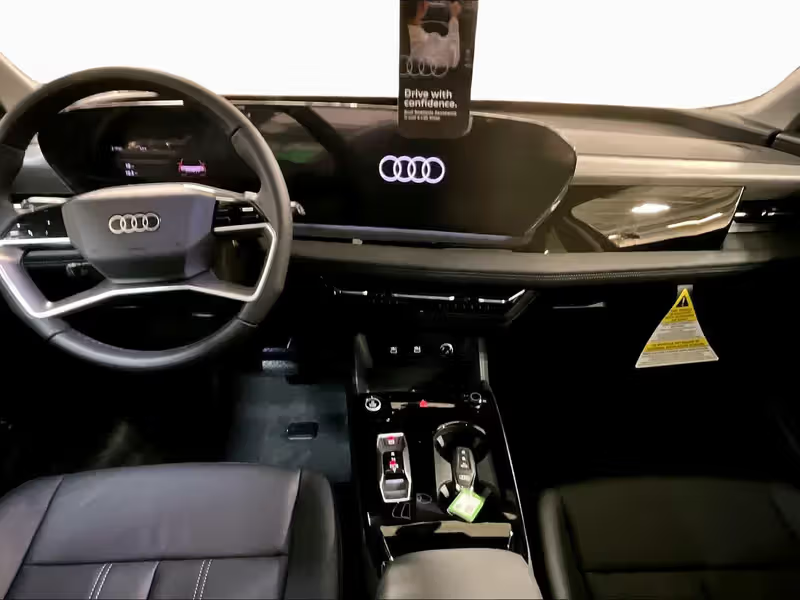 Audi Q6 Etron Premium Plus RWD 4