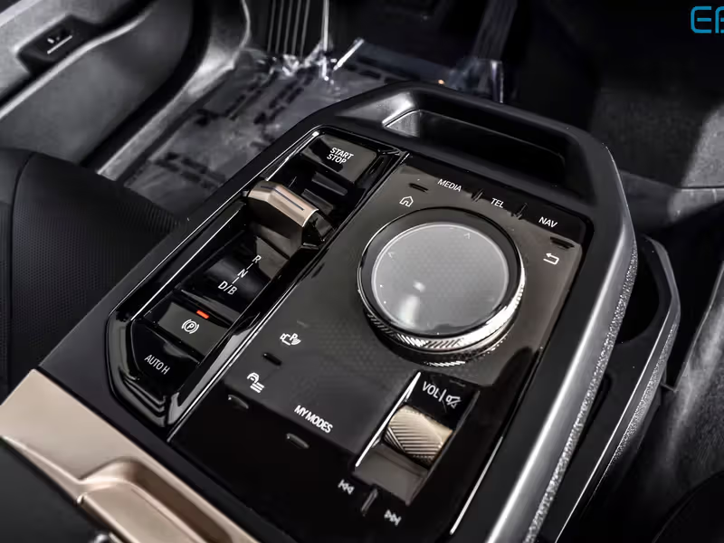 BMW IX xDrive50 AWD 5