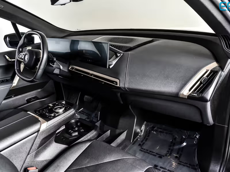 BMW IX xDrive50 AWD 6