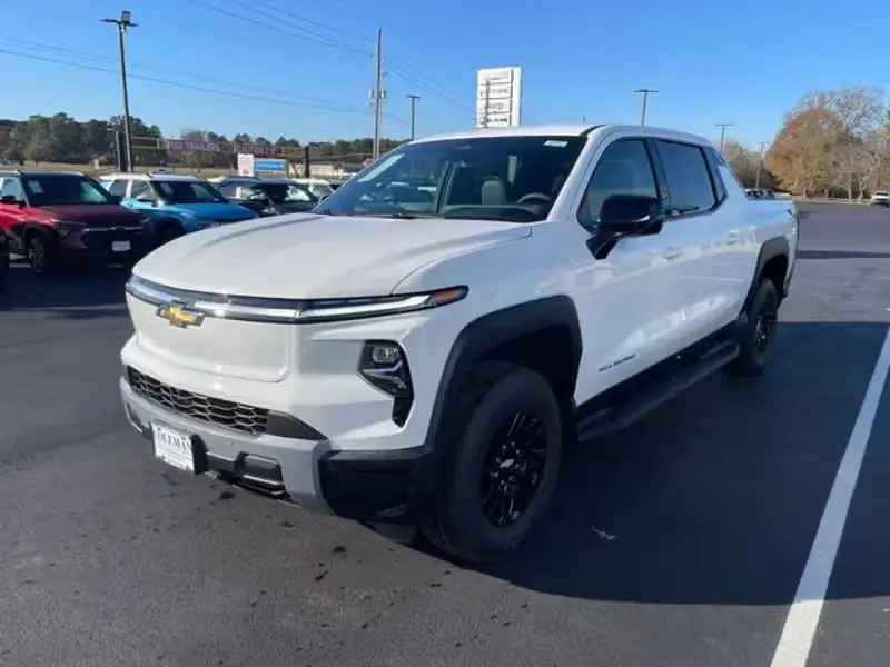 Chevrolet Silverado EV LT