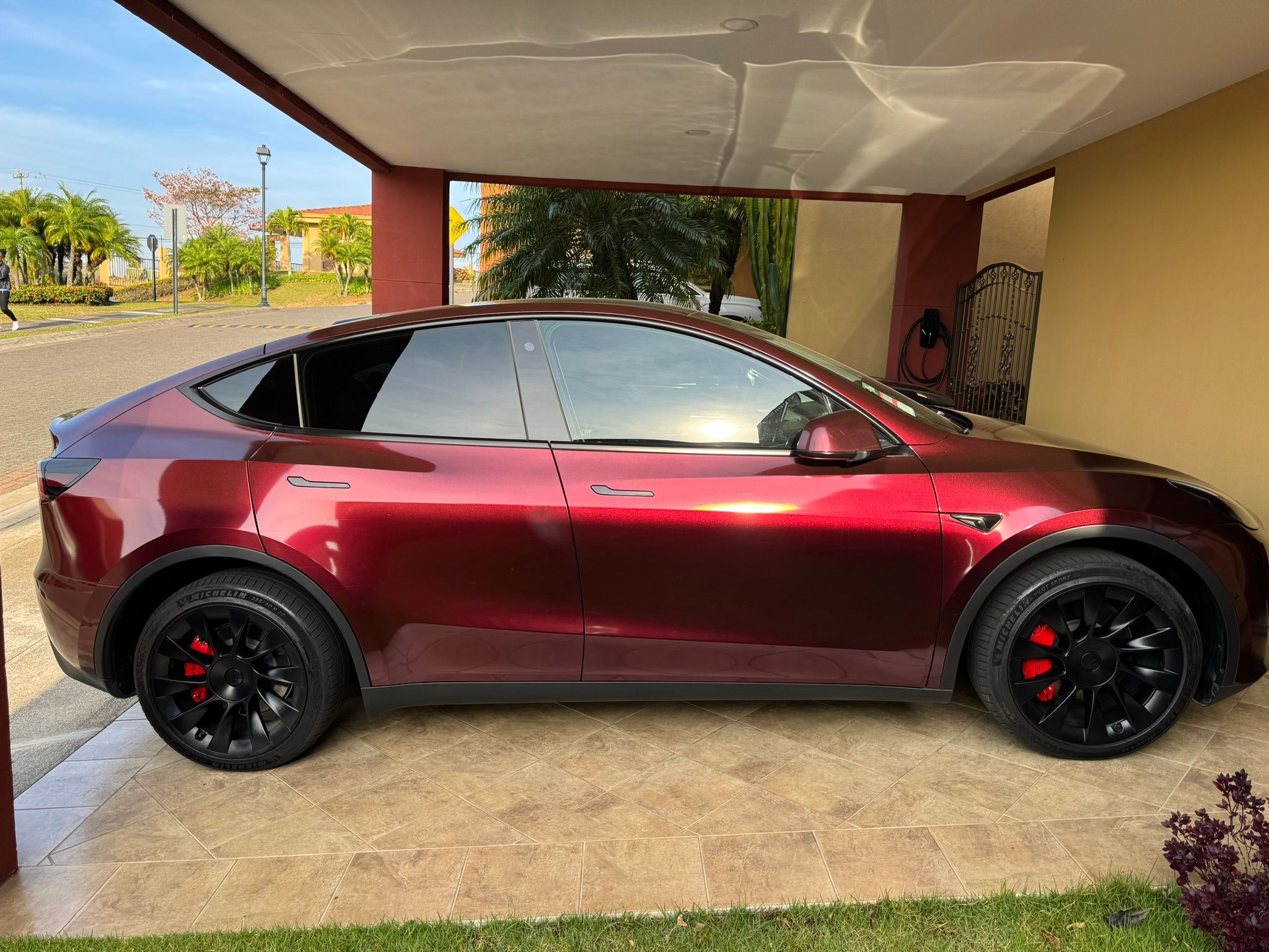 Tesla Model Y Long Range