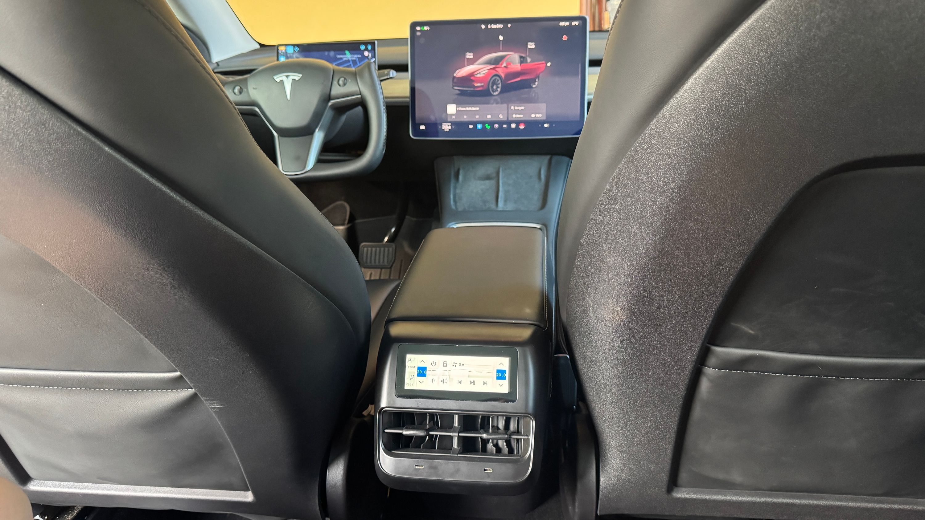 Tesla Model Y Long Range foto 7